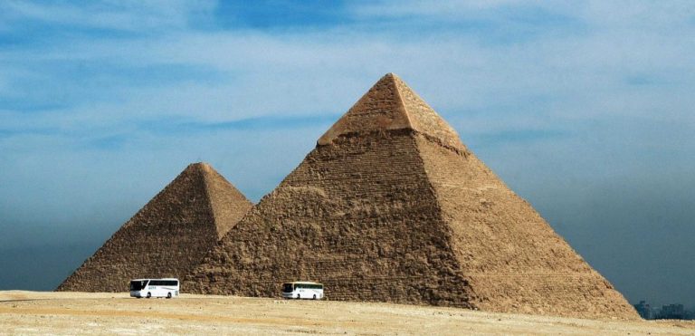 Les pyramides du plateau de Gizeh. © MARNEF/ISOPIX/SIPA