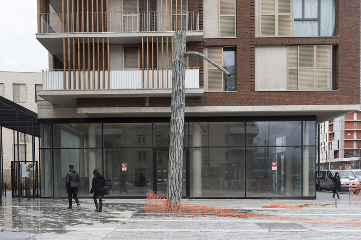 Didier_Marcel-le_pin_noir_d_eau_triche_(Fontaine)