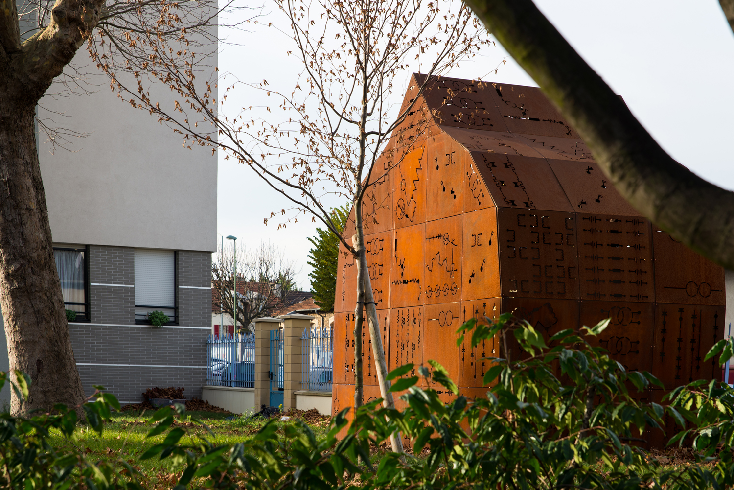 emilie_lemardeley-babel_shelter_