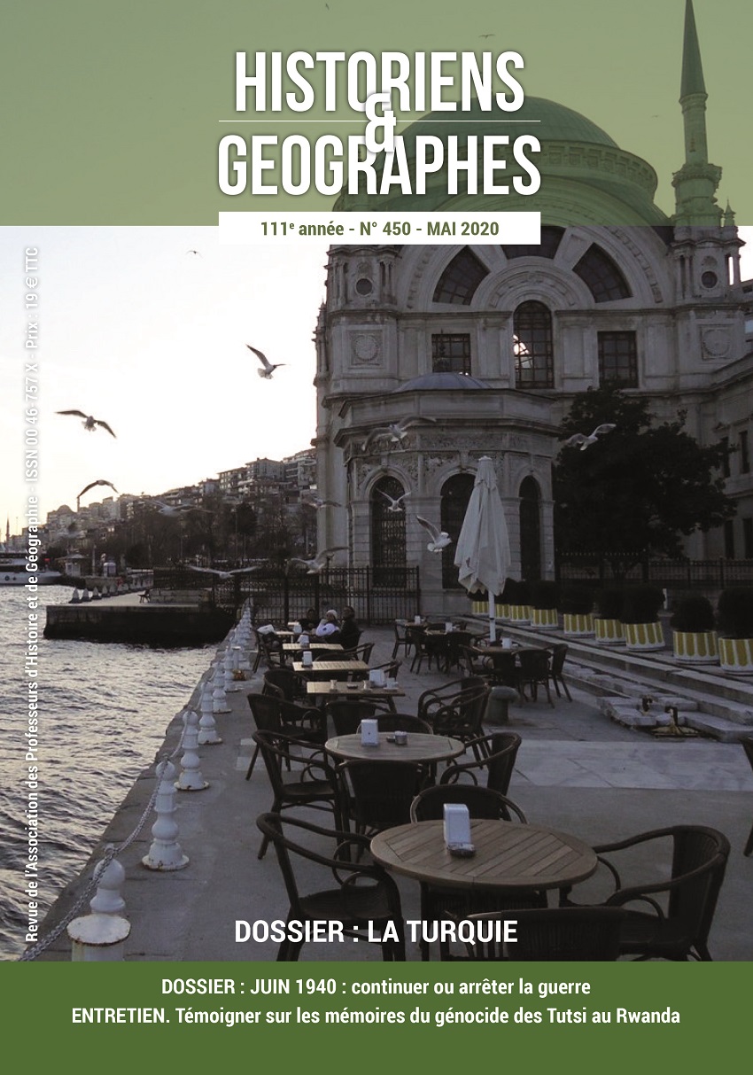 Photo de couverture : Istanbul. Le Bosphore et la mosquée de Dolmabahçe vus depuis l’entrée du palais du même nom.  © Jean-Marc FEVRET, 2012. Tous droits réservés.