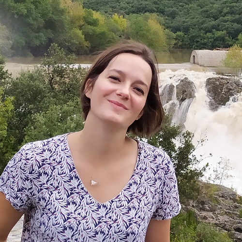 Gabrielle Saumon - DR. Gabrielle Saumon - DR.