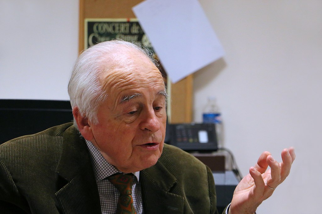 Antoine Prost en conférence à Fay aux Loges (Loiret) le 14 novembre 2015. Photo © Claude Humbert.