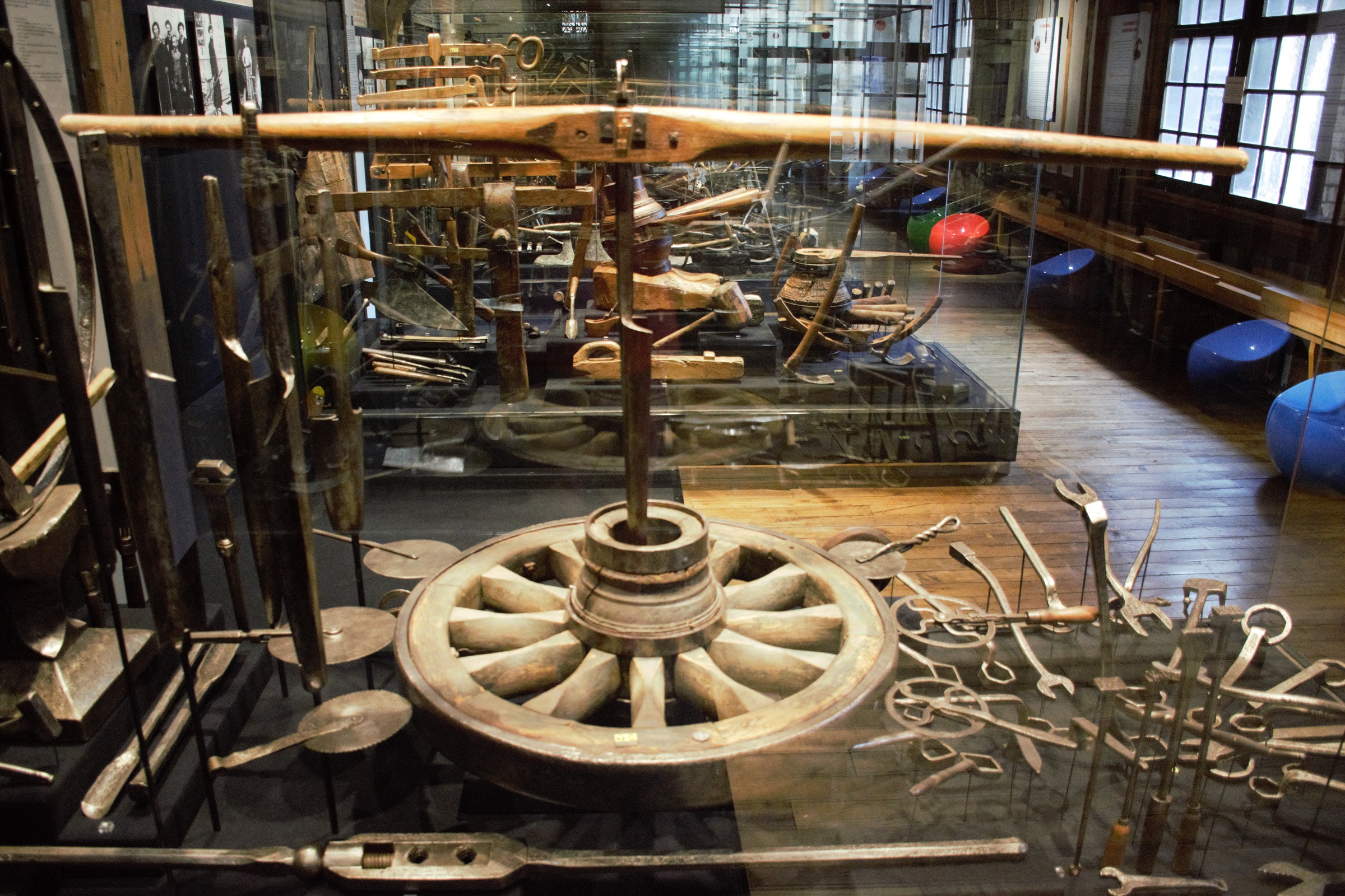 MOPO vitrine Charron